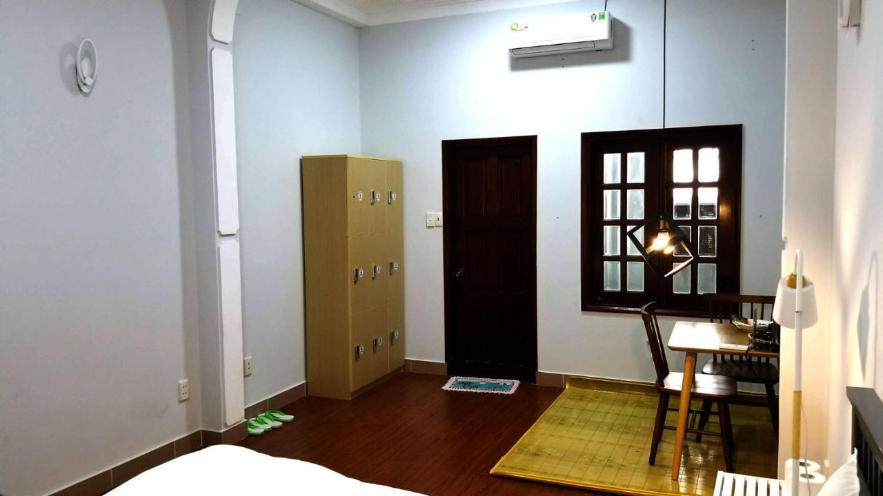The Roost Hostel Ho Chi Minh City Bagian luar foto