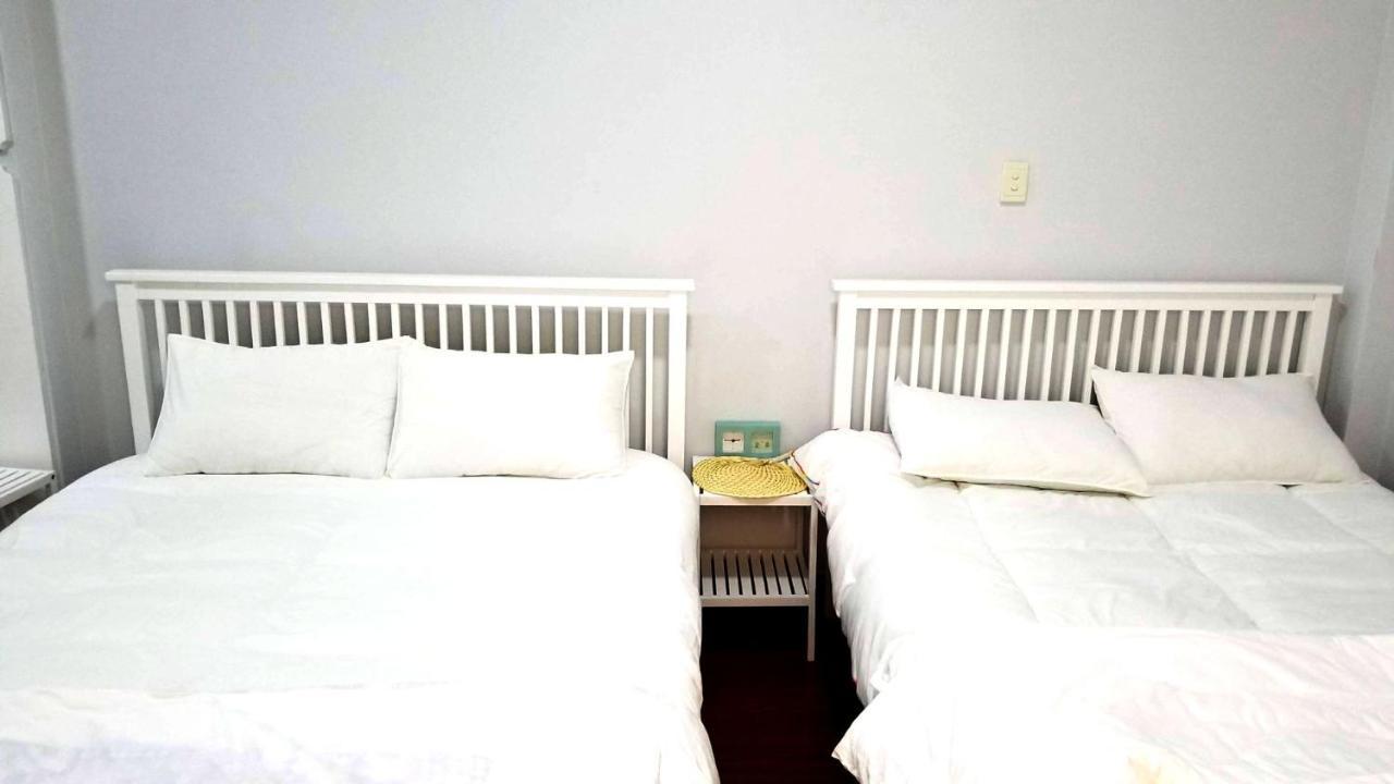 The Roost Hostel Ho Chi Minh City Bagian luar foto