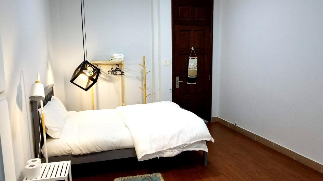 The Roost Hostel Ho Chi Minh City Bagian luar foto